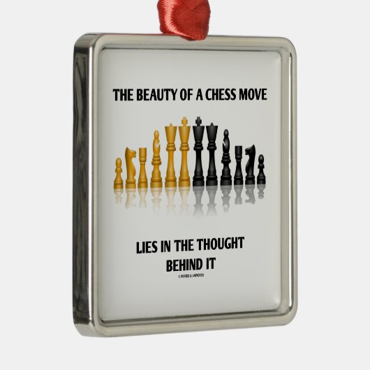 チェス移動の美しいはそれの後ろの思考にあります メタルオーナメント (右)