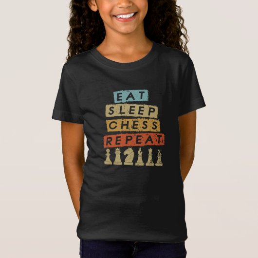 チェス - チェスして寝て チェスを繰り返す Tシャツ (正面)