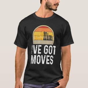 チェスIveは得プレイヤーボードゲームのチェス駒を移動 Tシャツ