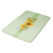チェッカーボード上のひまわり バスマット (アングル)