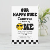 チェッカーボード写真私たちの幸せな男1歳の誕生日 招待状 (スタンド正面)