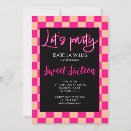 チェッカーボード柄のホットピンクとピーチ色のレトロなSweet 16パーティー 招待状