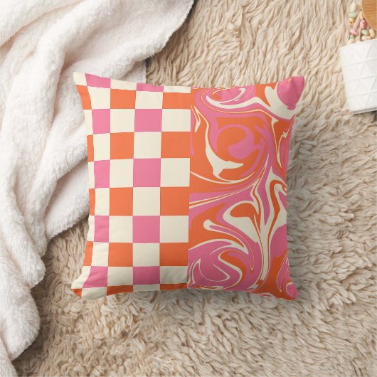 チェックと渦巻き – ピンク、オレンジ、クリーム クッション (ブランケット)