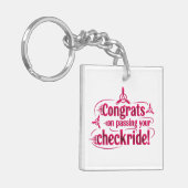 チェックライドを通過するおめでとう! keychain キーホルダー (正面左)