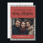 チェック柄のエレガントな緑と赤の写真 シーズンカード<br><div class="desc">エレガントなデザインとスクリプトフォントが特徴の、赤と緑のチェック柄の写真カードはいつだっておしゃれ！</div>