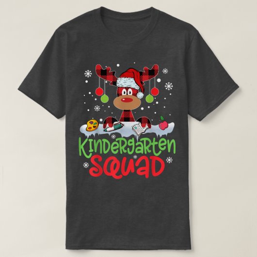 チェック柄のトナカイ サンタ帽 保育園チーム 先生 Tシャツ (デザイン正面)