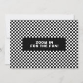 チェック柄の旗のパーティー　写真付き 招待状 (裏面)