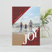 チェック柄のJOY ダイアゴナル レッド ホリデー カード (スタンド正面)