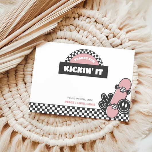 チェック柄スケートボードのグルービーな誕生日 サンキューカード