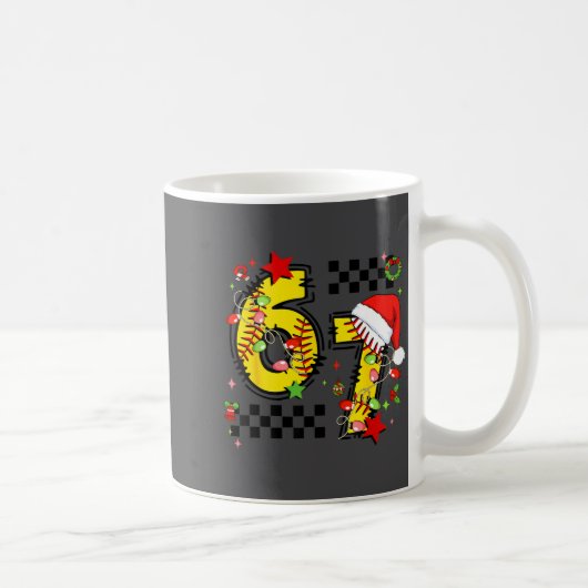 チェック柄ソフトボール サンタハット クリスマス 67 六七 コーヒーマグカップ (右)