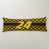 チェック模様のレースカー|の金黄色|数 ボディピロー (正面)
