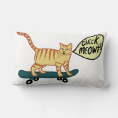 チェックMeowt Punny Skateboarding Tabby Cat ランバークッション (裏面)