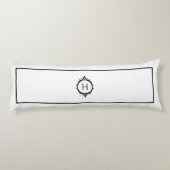 チェルシーブラック&ホワイトモノグラムの ボディピロー (裏面)