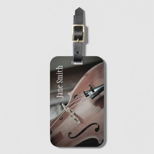 チェロの一流の金管楽器の例 ラゲッジタグ (正面縦)