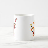 チェロの芸術の漫画を遊んでいるおもしろいな茶色のぶち猫 コーヒーマグカップ (中央)