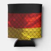 チェーンリンクフェンスの背後にあるドイツ国旗 缶クーラー (正面)