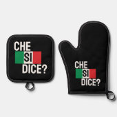 チェ・シサイコロ?「どうしたの?」 イタリアンことわざブラック 鍋つかみ&鍋敷きセット (正面)
