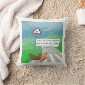 チキンおもしろいズクロッシングロード装飾用クッション クッション (ブランケット)