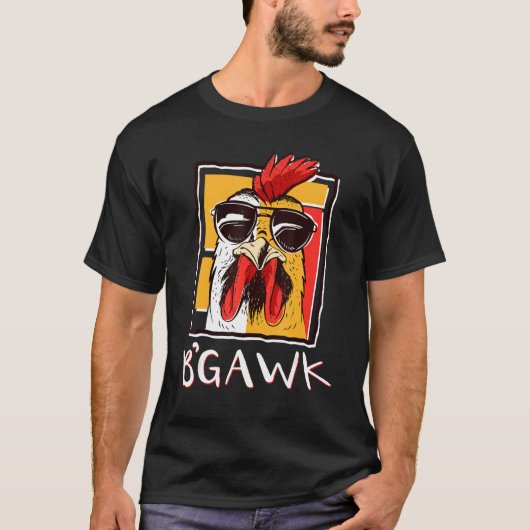 チキン熱狂するシャツルースターWサングラスバーク Tシャツ (正面)