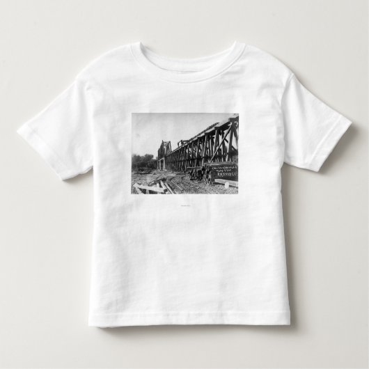チコOroville橋の眺め トドラーTシャツ (正面)