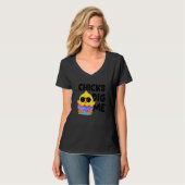 チックス私を掘るサングラスとイースターの卵の狩り Tシャツ (正面フル)