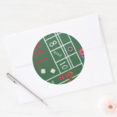 チップとサイコロ付きカジノクラップステーブル ラウンドシール (封筒)