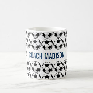 チパーソナライズされたーム名と番号のサッカーボール コーヒーマグカップ
