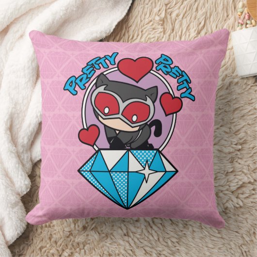 チビ（小さくかわいく書いた感じ）のキャットウーマンが大きなダイヤモンドの上に座る クッション (ブランケット)