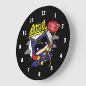 チビ(小さくかわいく書いた感じ)のバットガールが行動準備完了 ラージ壁時計 (傾斜)