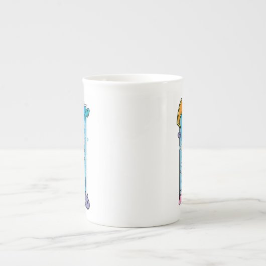 チビ（小さくかわいく書いた感じ）アクアマン – 私は7つの海を泳ぐ ボーンチャイナマグカップ (正面)