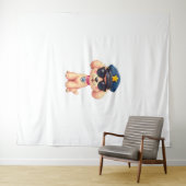 チビ（小さくかわいく書いた感じ）アニメ警察プードル犬 タペストリー (インサイチュ(横))