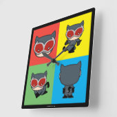 チビ(小さくかわいく書いた感じ)キャットウーマンキャラクターポーズ スクエア壁時計 (傾斜)