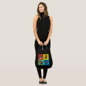 チビ（小さくかわいく書いた感じ）キャットウーマンキャラクターポーズ トートバッグ (正面(モデル))