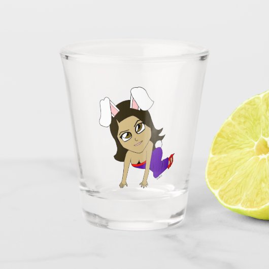 チビ（小さくかわいく書いた感じ） ショットグラス (正面)