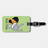 チビ(小さくかわいく書いた感じ)ダフィーDUCK™ & BUGS BUNNY™ ラゲッジタグ (正面横)