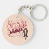 チビ(小さくかわいく書いた感じ)ハーマイオニー「いたずら管理中」 キーホルダー (裏面)