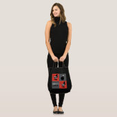 チビ(小さくかわいく書いた感じ)ハーレークイン市松模様にパターン トートバッグ (正面(モデル))