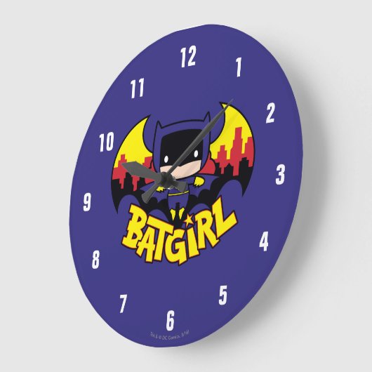 チビ（小さくかわいく書いた感じ）バットガールとゴッサムスカイライン&ロゴ ラージ壁時計 (傾斜)
