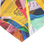 チベカラフルット祈りの言葉フラグ – チベット テーブルクロス (アングル)