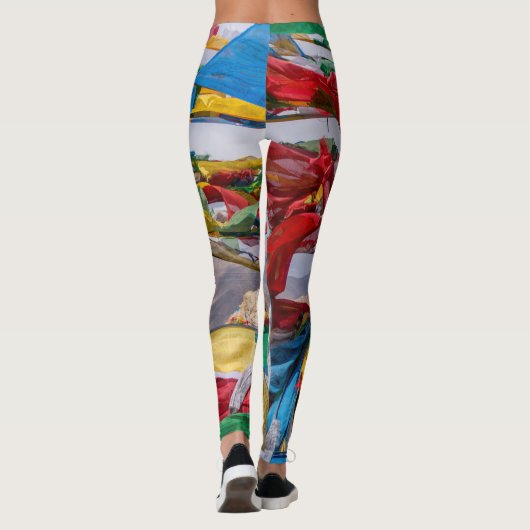 チベットの風景と祈りの言葉フラグ – ヒマラヤ レギンス (裏面)