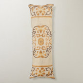 チベットタンイエローブラウン  ボディピロー (正面縦)