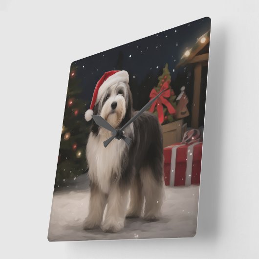 チベットテリアの犬と雪のクリスマス スクエア壁時計 (傾斜)