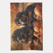 チベットマスチフパピー秋デライトカボチャ キッチンタオル (縦)