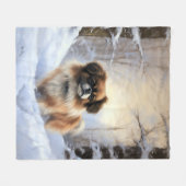 チベット語のスパニエル犬Letit雪のクリスマス フリースブランケット (正面(横))