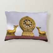 チベット、ラサ - ジョカン寺の法輪 アクセントクッション (裏面)