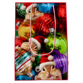 チムンクスウィズホリデーオーナメント ミディアムペーパーバッグ (裏面)