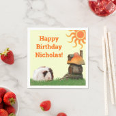 チャイルズギニア豚誕生日ハウスサン スタンダードカクテルナプキン (インサイチュ)