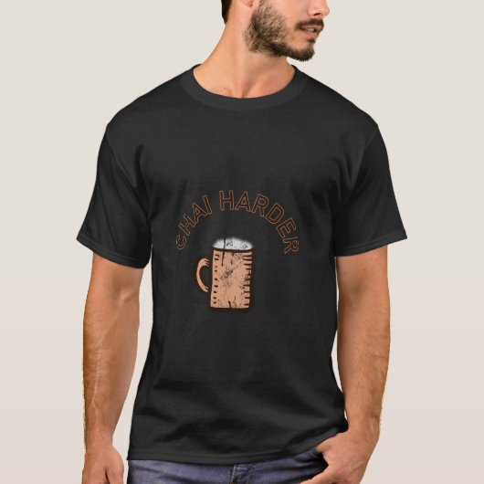 チャイ・ハード Tシャツ (正面)