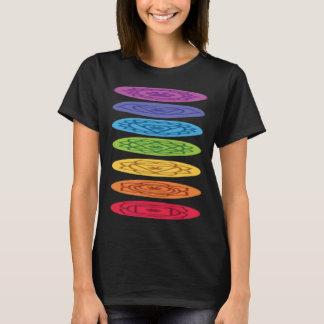 チャクラキャットポーズヨガ Tシャツ