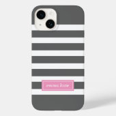 チャコールグレーとピンクの名門私立校風のストライプモノグラム Case-Mate iPhoneケース (裏面)